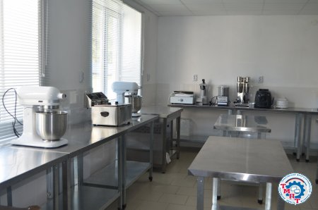 Учебная лаборатория кухня ресторана 